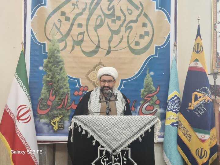 تصاویر/ اقامه نماز جمعه پلدشت