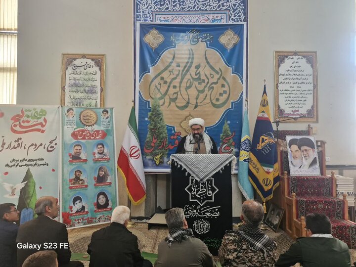 تصاویر/ اقامه نماز جمعه پلدشت