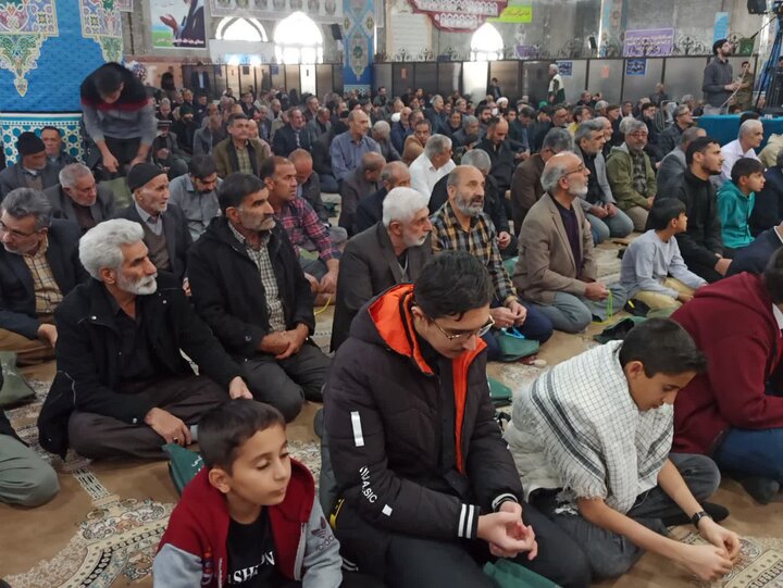 تصاویر/ نماز عبادی سیاسی نمازجمعه کاشان