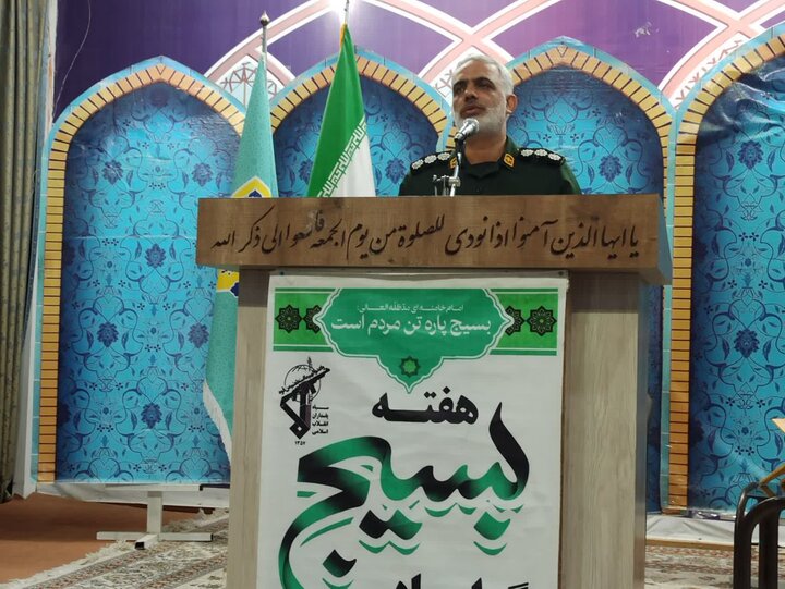 تصاویر/ نماز عبادی سیاسی نمازجمعه کاشان