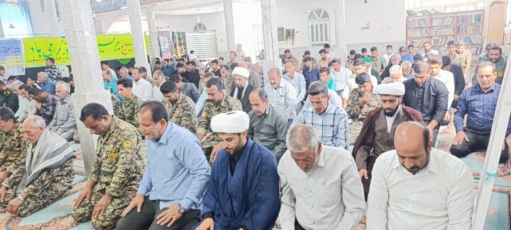 تصاویر/ اقامه نماز جمعه شهر نودژ