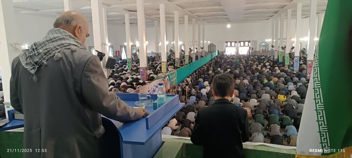 تصاویر/اقامه نماز عبادی سیاسی جمعه در ساوه