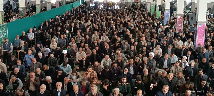 تصاویر/اقامه نماز عبادی سیاسی جمعه در ساوه