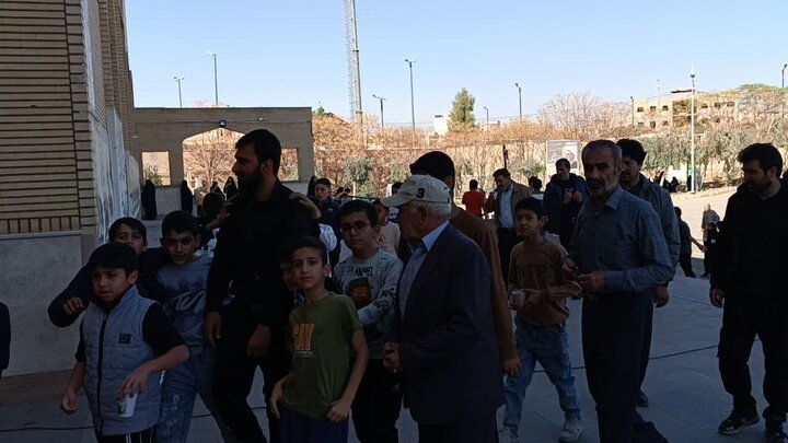 تصاویر/اقامه نماز عبادی سیاسی جمعه در ساوه