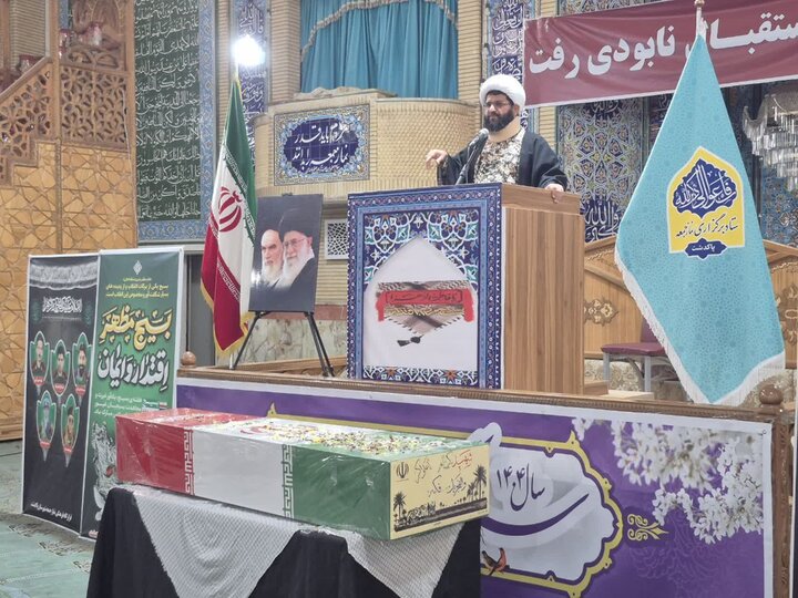 تصاویر/ نماز جمعه عبادی سیاسی پاکدشت