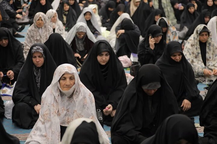 تصاویر/ نماز عبادی سیاسی جمعه در ساوجبلاغ