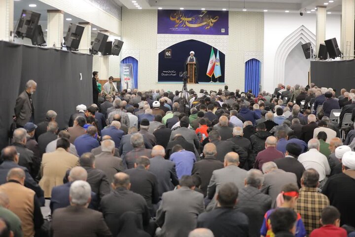 تصاویر/ نماز عبادی سیاسی جمعه در ساوجبلاغ