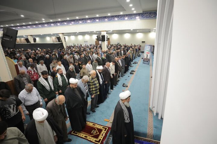 تصاویر/ نماز عبادی سیاسی جمعه در ساوجبلاغ