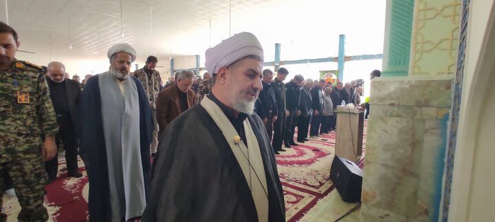 تصاویر/ اقامه نماز جمعه شهر صفائیه