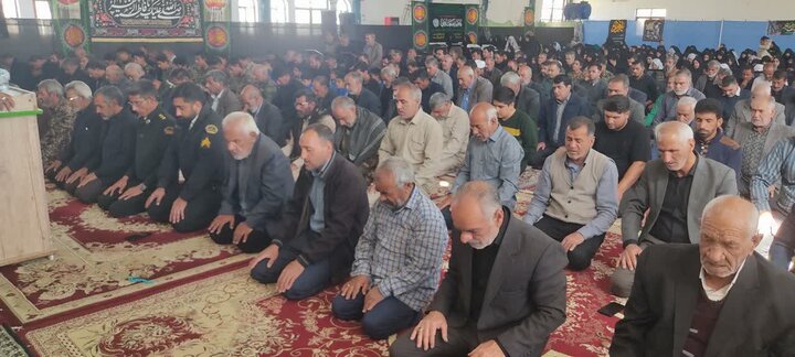 تصاویر/ اقامه نماز جمعه شهر صفائیه