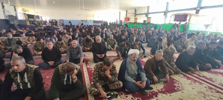 تصاویر/ اقامه نماز جمعه شهر صفائیه