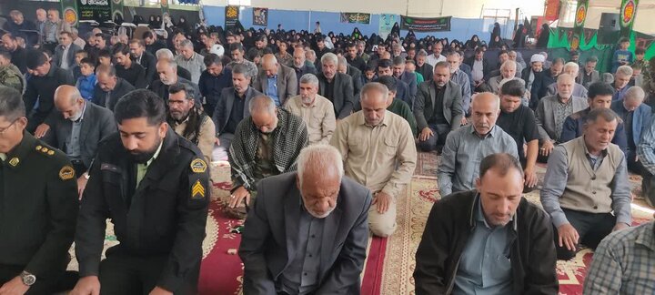 تصاویر/ اقامه نماز جمعه شهر صفائیه