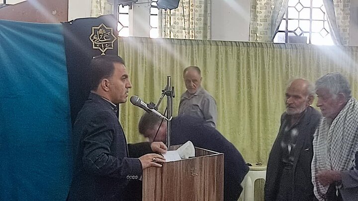 تصاویر/ اقامه نماز جمعه شهر بهرمان