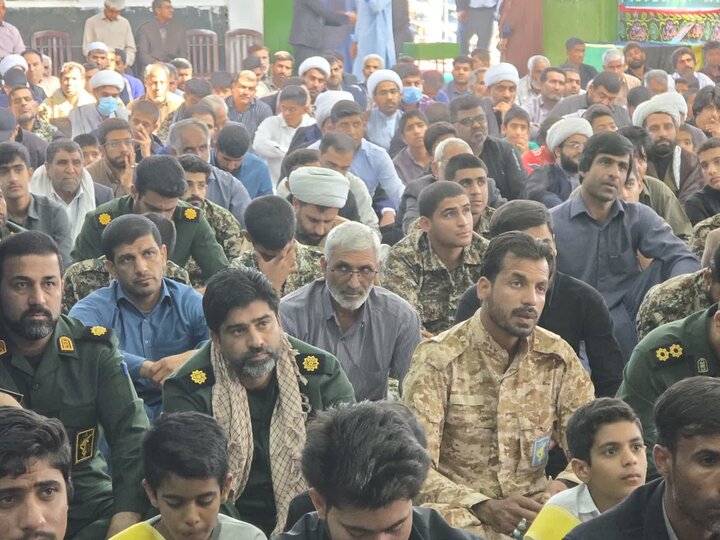 تصاویر/ اقامه نماز جمعه شهر ریگان