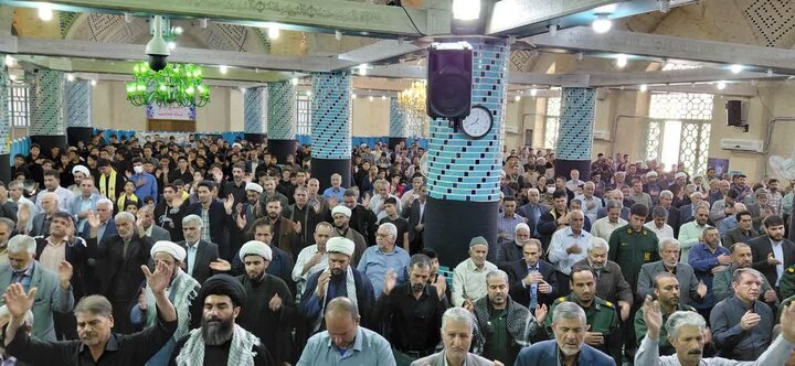 تصاویر/ اقامه نماز جمعه شهر انار