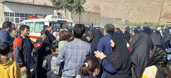 تصاویر/استقبال مردم معمولان و افرینه پلدختر از شهدای گمنام