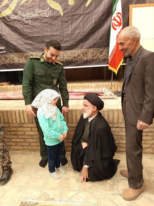 تصاویر/ نماز عبادی سیاسی نمازجمعه نطنزتصاویر/