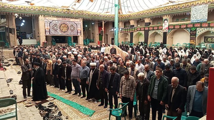 تصاویر/ نماز عبادی سیاسی نمازجمعه نطنزتصاویر/