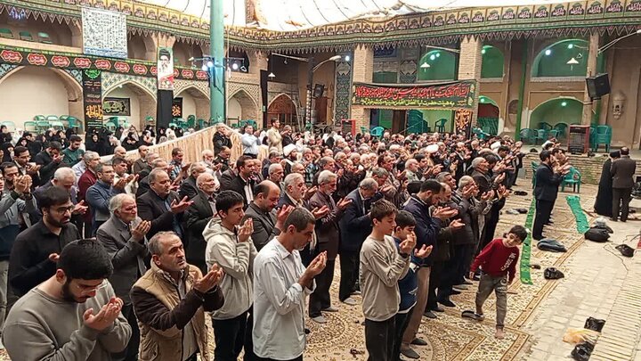 تصاویر/ نماز عبادی سیاسی نمازجمعه نطنزتصاویر/