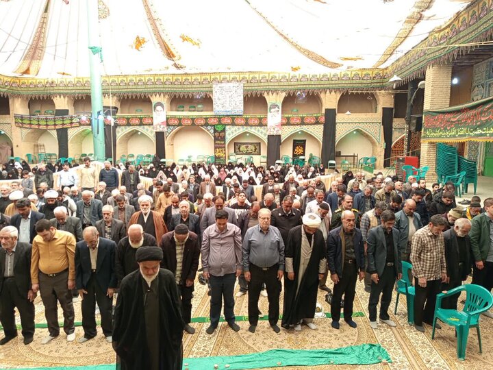 تصاویر/ نماز عبادی سیاسی نمازجمعه نطنزتصاویر/