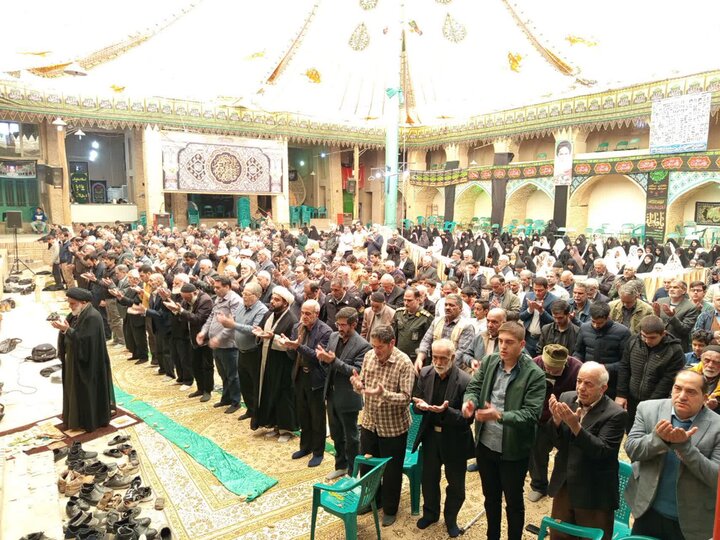 تصاویر/ نماز عبادی سیاسی نمازجمعه نطنزتصاویر/