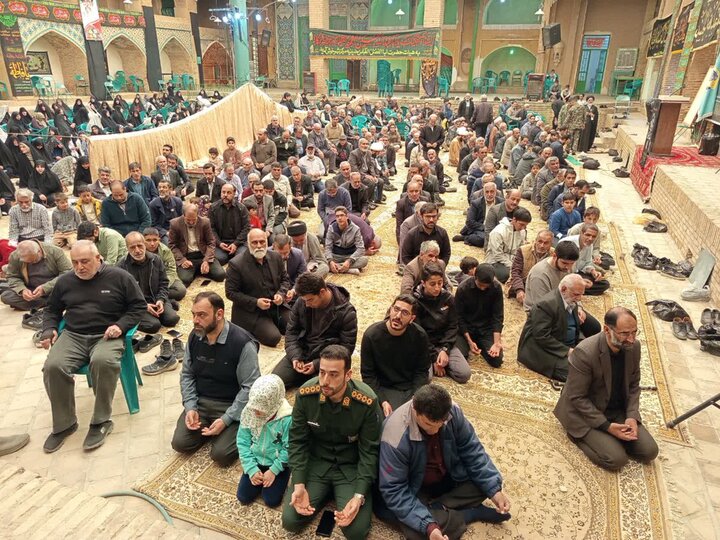 تصاویر/ نماز عبادی سیاسی نمازجمعه نطنزتصاویر/