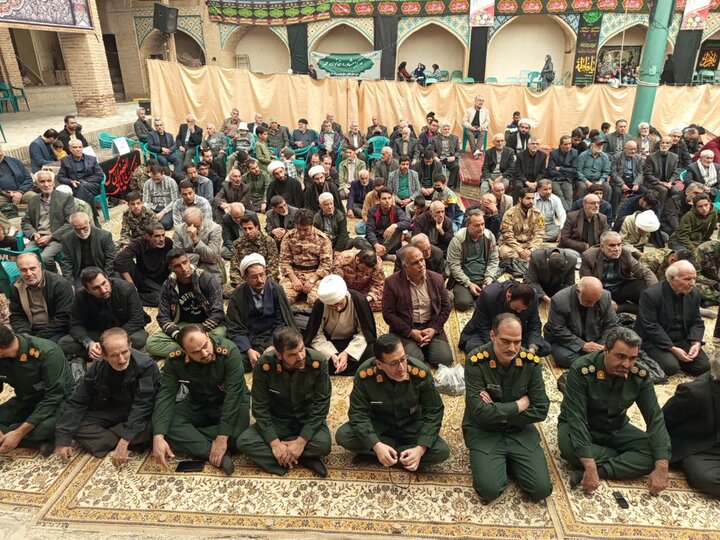 تصاویر/ نماز عبادی سیاسی نمازجمعه نطنزتصاویر/