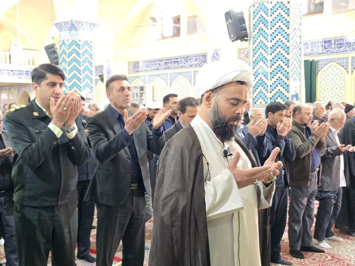 تصاویر/ برگزاری نماز جمعه شهرستان بهاباد