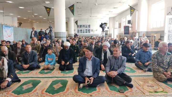 تصاویر/ اقامه نماز جمعه شهر کشکوئیه