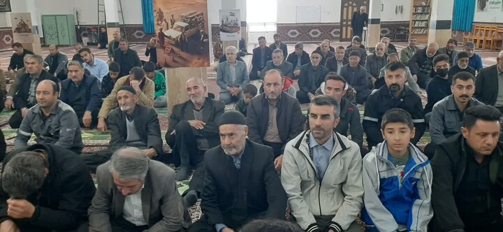 نماز جمعه دندی به روایت تصویر