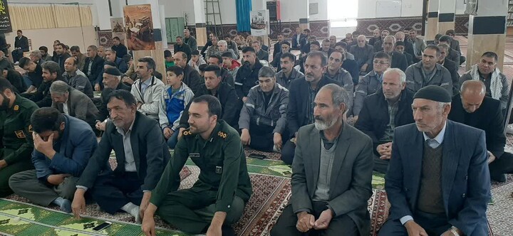 نماز جمعه دندی به روایت تصویر