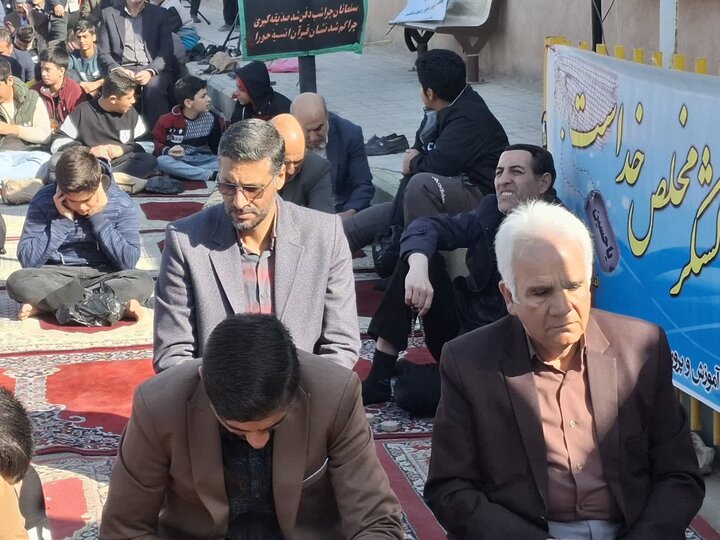 تصاویر/ نماز عبادی سیاسی نمازجمعه آران و بیدگل