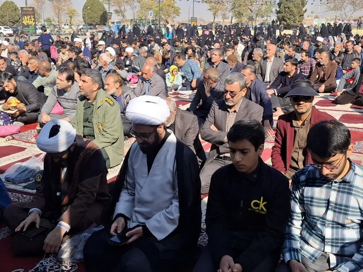 تصاویر/ نماز عبادی سیاسی نمازجمعه آران و بیدگل