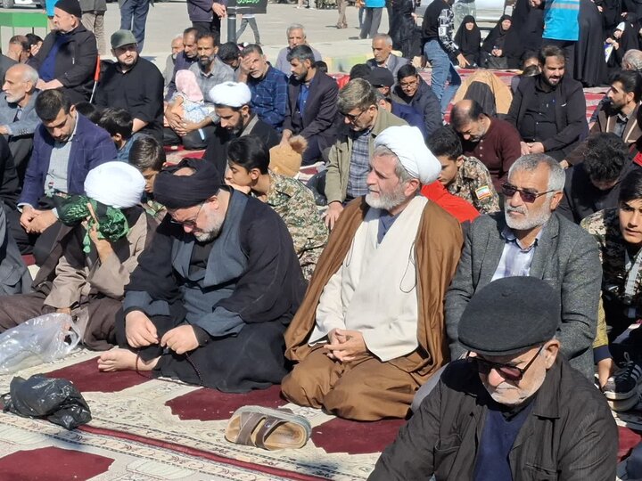 تصاویر/ نماز عبادی سیاسی نمازجمعه آران و بیدگل