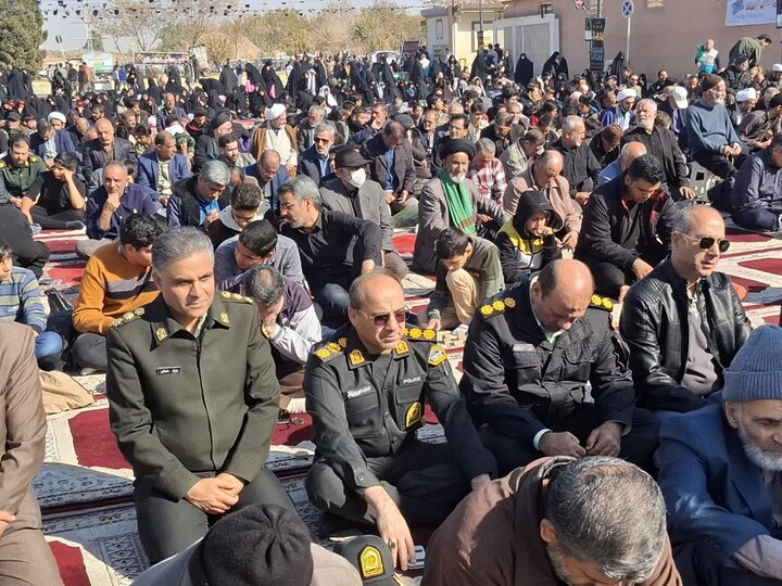 تصاویر/ نماز عبادی سیاسی نمازجمعه آران و بیدگل