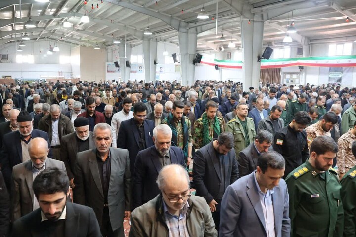 نماز جمعه مرند به روایت تصویر