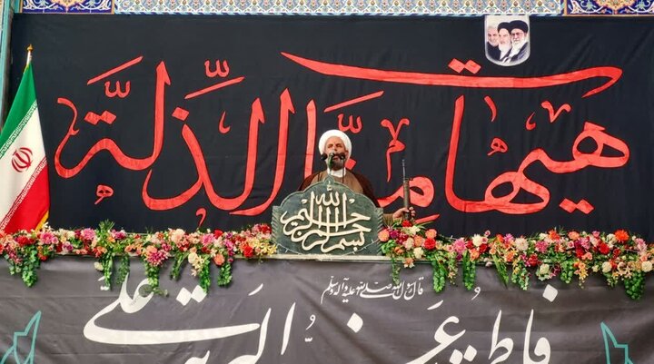 تصاویر/ اقامه نماز جمعه شهر رابر