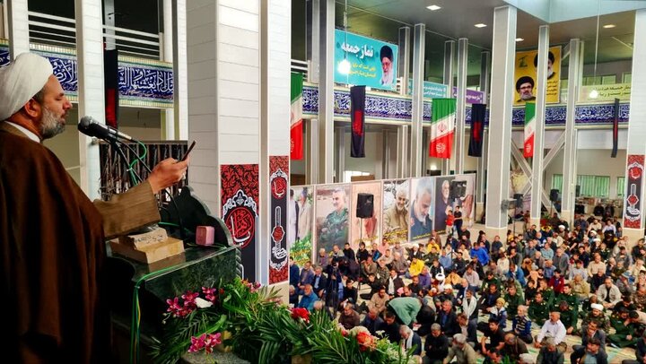 تصاویر/ اقامه نماز جمعه شهر رابر