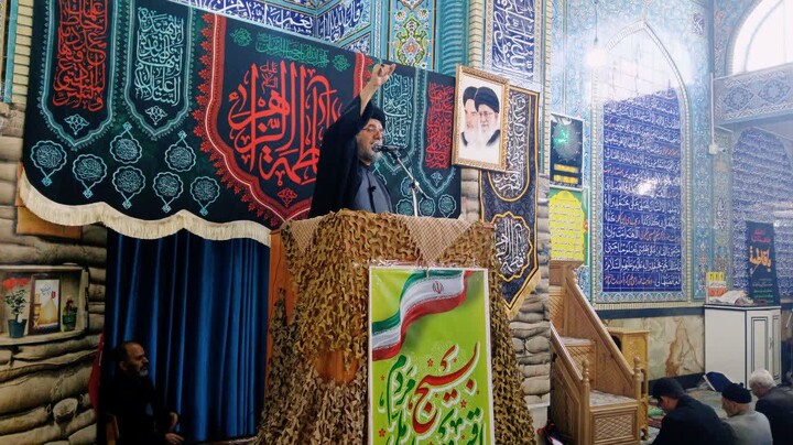 نماز جمعه میانه به روایت تصویر