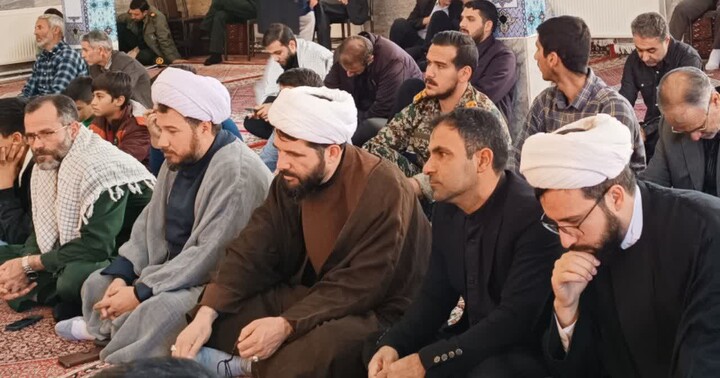 نماز جمعه سلطانیه به روایت تصویر