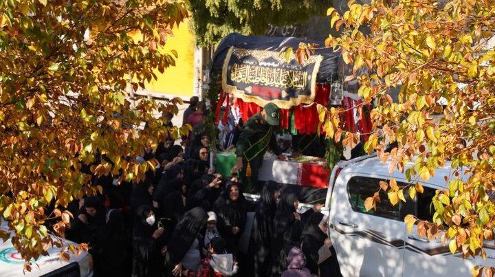 تصاویر/ حضور مردم الیگودرز در تشییع و بدرقه شهدای گمنام در شهرستان