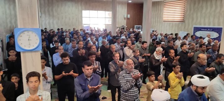 تصاویر/ اقامه نماز جمعه شهر منوجان