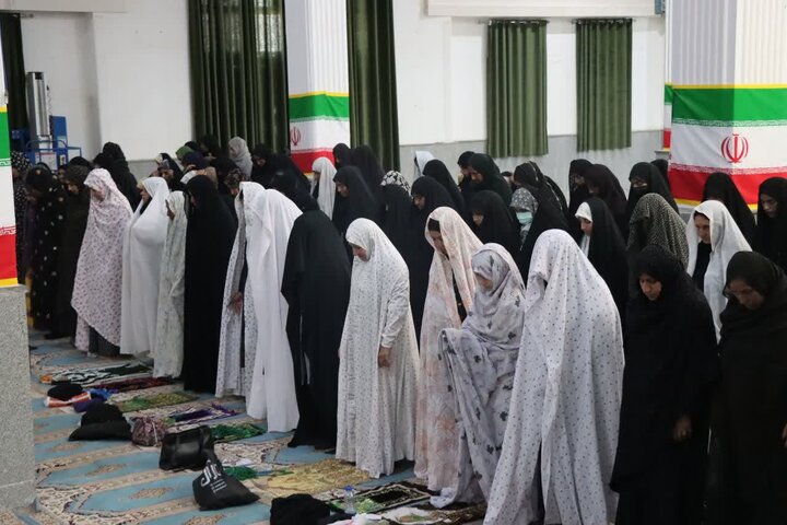 تصاویر/ اقامه نماز جمعه شهر قلعه‌گنج