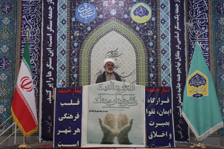 تصاویر/ اقامه نماز جمعه شهر قلعه‌گنج