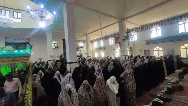 تصاویر/ اقامه نماز جمعه بخش بسطام