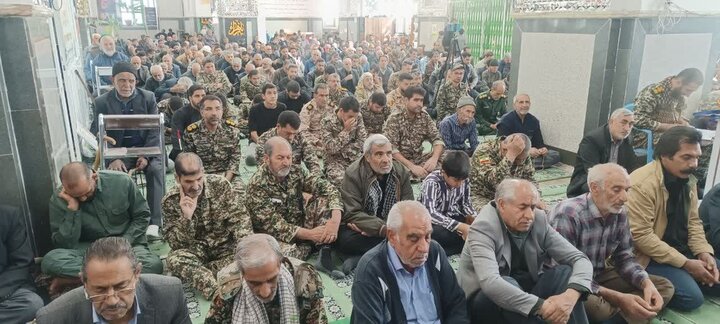 تصاویر/ اقامه نماز جمعه شهر بردسیر