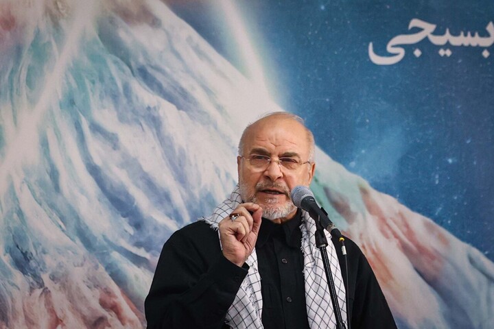 تصاویر/ گردهمایی دانشجویان و طلاب بسیجی با حضور قالیباف