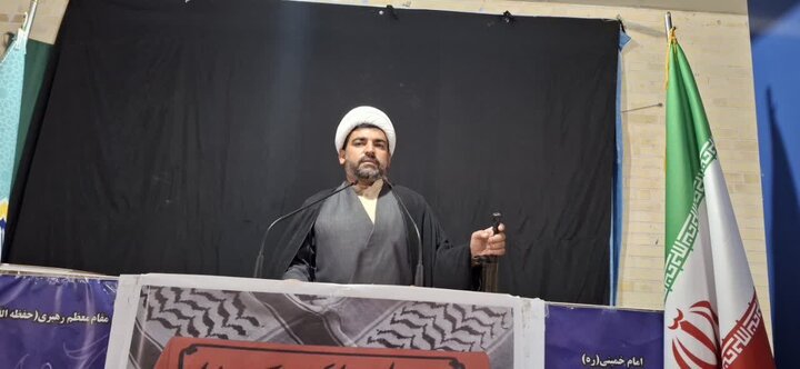 تصاویر/ اقامه نماز جمعه شهر جازموریان