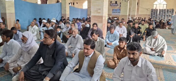 تصاویر/ اقامه نماز جمعه شهر جازموریان