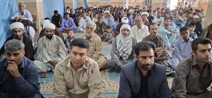 تصاویر/ اقامه نماز جمعه شهر جازموریان